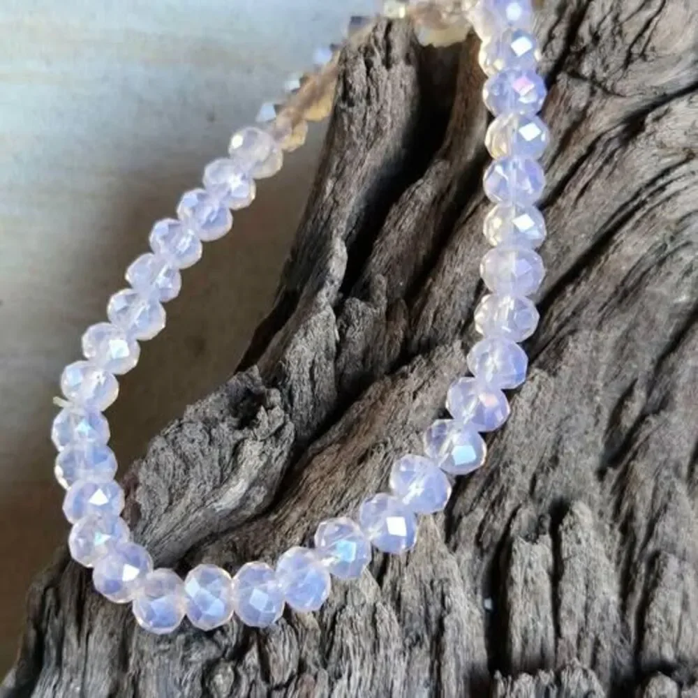 Pre-Owned Iridescent Light Pink Faceted Acrylic Beaded Stretch Bracelet